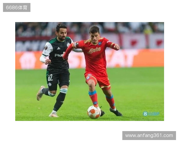 斯基拉：那不勒斯计划通过冬窗买中场，目前看上梅努等5人